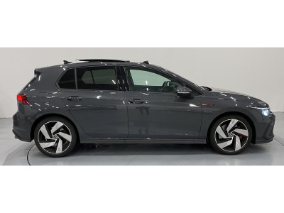 VOLKSWAGEN GOLF 8 3